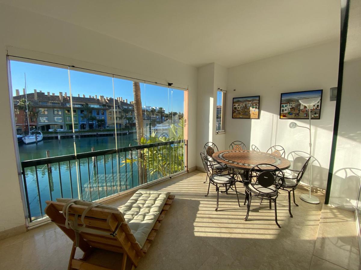 Apartamento Con Piscina ,Playa Con Vistas Panoramicas En La Marina De Sotogrande ซานโรเก ภายนอก รูปภาพ