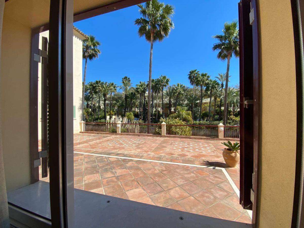 Apartamento Con Piscina ,Playa Con Vistas Panoramicas En La Marina De Sotogrande ซานโรเก ภายนอก รูปภาพ